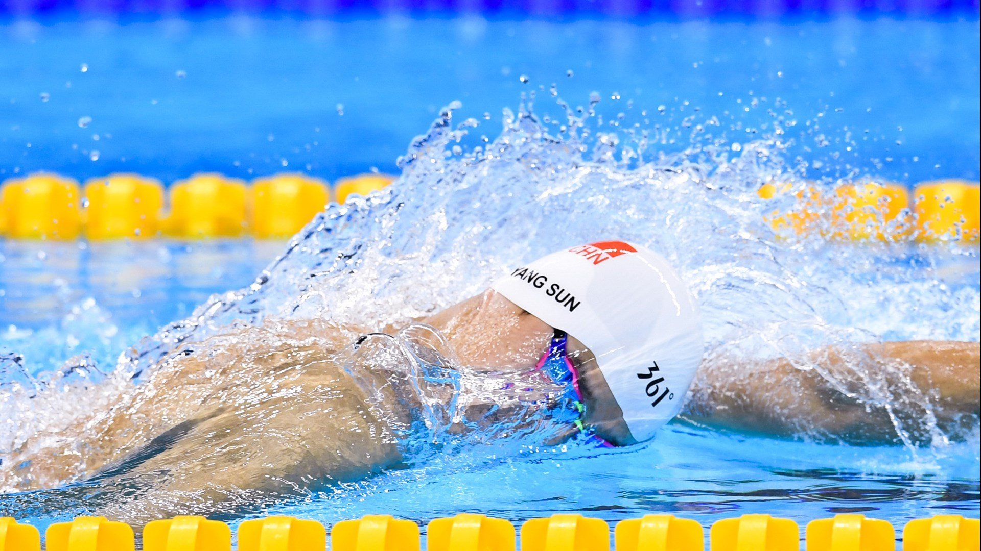 比利时羽毛球选手在男子双打比赛中获得第八名，比利时网球选手